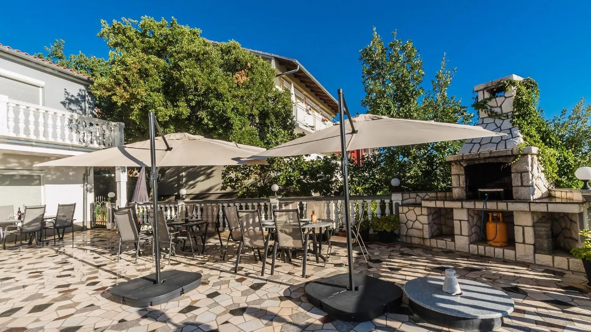 Apartment Wohnung Mit Meerblick Und Pool Crikvenica